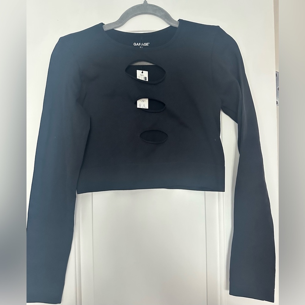 NWT GARAGE Size L Black Sexy Long Sleeved Ribbed Scoop Neck Cut-Out Crop Top - Picture 5 of 6